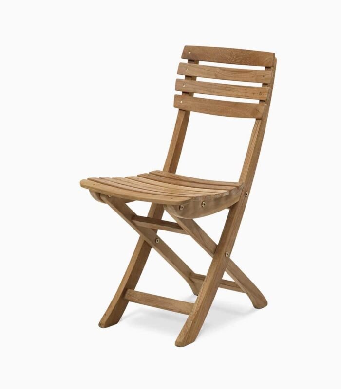 Classic Wooden Chair 1 700x800